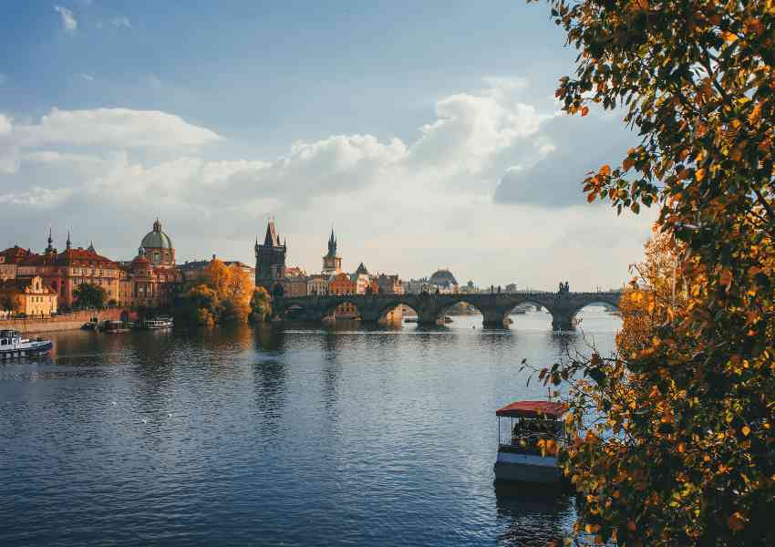 donde viajar en otoño -